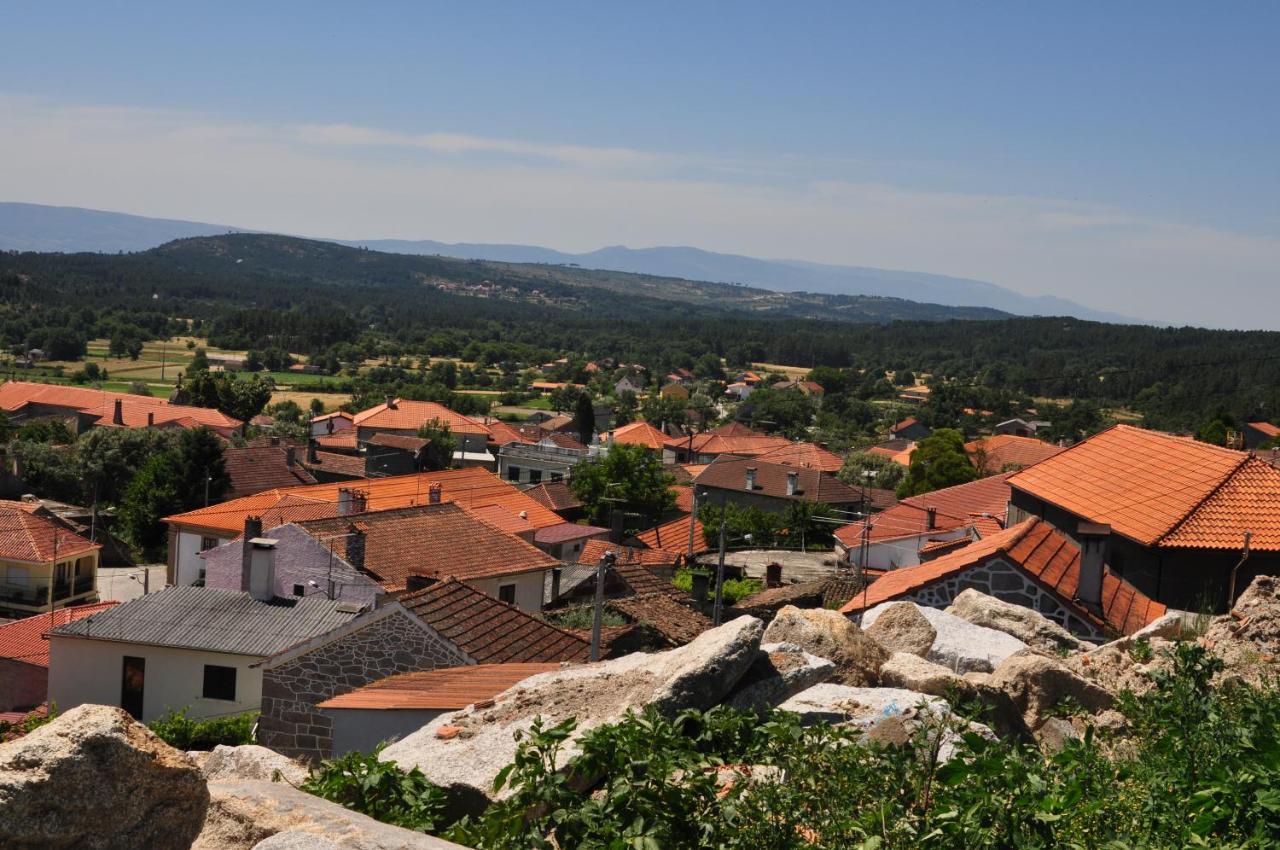 Vila Pinheirinhos - Quinta De Sao Caetano Carapito Exteriér fotografie